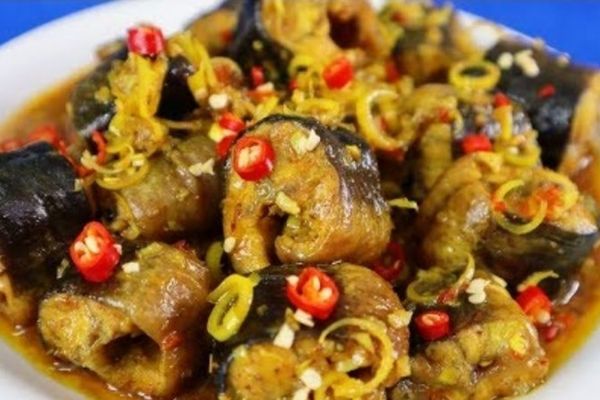 Cách làm lươn kho sả ớt cay thơm không tanh dễ ăn cach lam luon kho sa ot 3