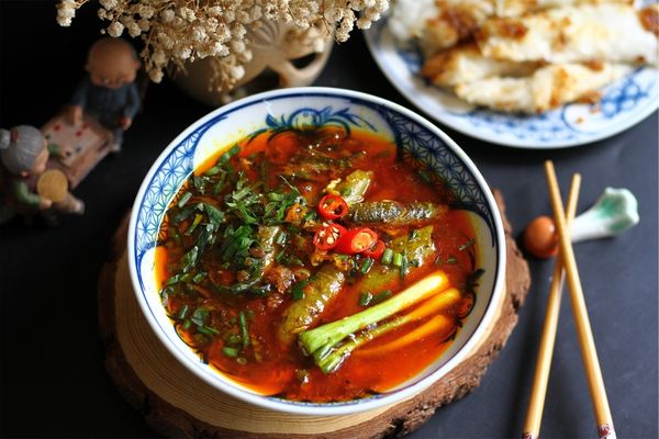 Cách làm súp lươn đậm đà nóng hổi ăn sáng bổ dưỡng cach lam sup luon 2