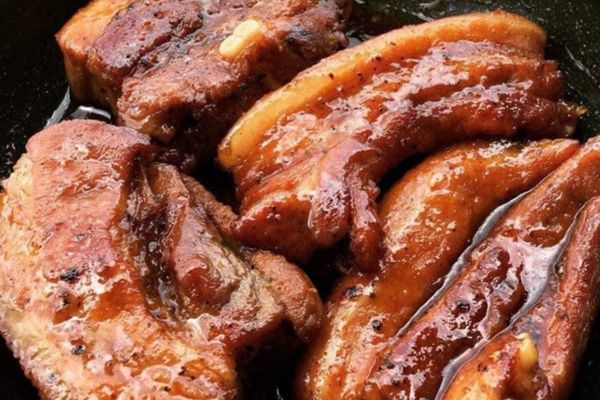 Cách làm thịt heo xíu xì dầu mặn ngọt đúng điệu Hoa cach lam thit heo xiu xi dau 1