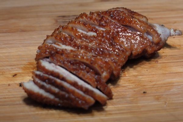 Cách làm vịt áp chảo da giòn thịt mềm thơm nức mũi cach lam vit ap chao 1