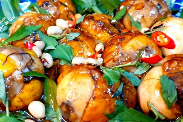 Cách làm vịt lộn xào me chua cay ngon lạ hấp dẫn cach lam vit lon xao me 2