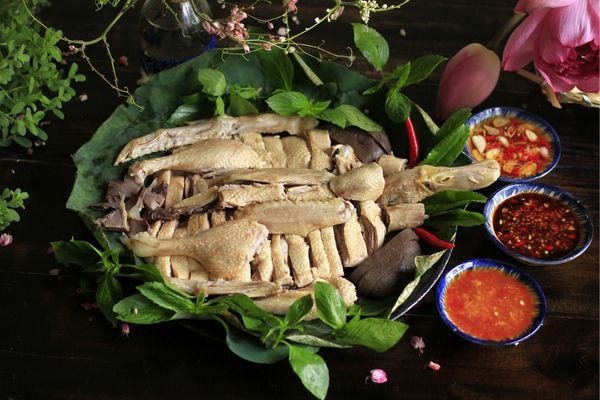 Cách làm vịt luộc trắng giòn da không hôi dễ làm cach lam vit luoc 1