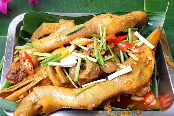 Cách làm vịt phá lấu kiểu miền Nam thơm béo hấp dẫn cach lam vit pha lau 1