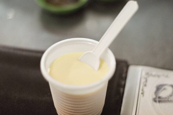 Cách làm yaourt phô mai đơn giản ai cũng làm được cach lam yaourt pho mai 2