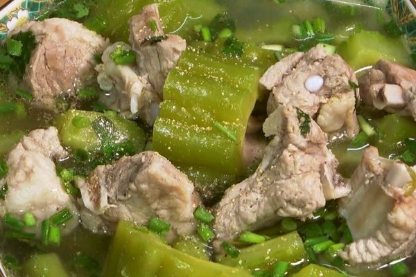 Cách nấu canh khổ qua không đắng thơm ngon bổ dưỡng cach nau canh kho qua 2