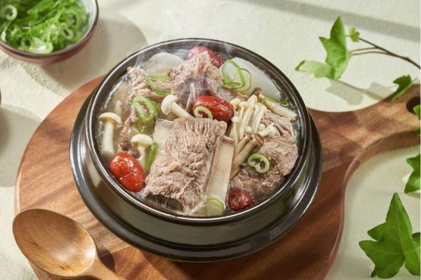 Cách nấu canh sườn bò Hàn Quốc thơm mềm trọn vị cach nau canh suon bo han quoc 3