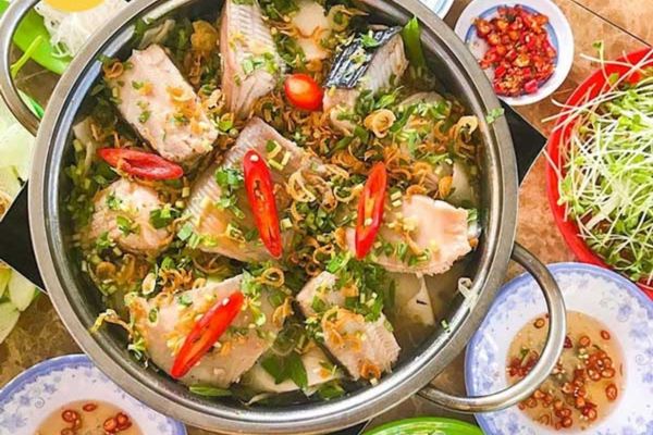 Cách nấu lẩu cá đuối ngon thơm không tanh đậm đà cach nau lau ca duoi 3