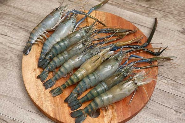 cach nau lau tom cang 3